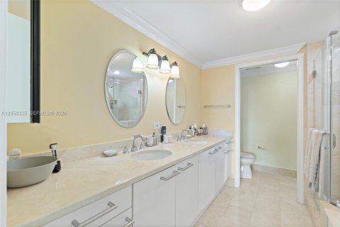 Снять в аренду кондоминиум в Майами, Флорида 1 спальня, 83.24м2, № 2145919 - фото 11