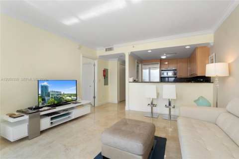 Снять в аренду кондоминиум в Майами, Флорида 1 спальня, 83.24м2, № 2145919 - фото 4