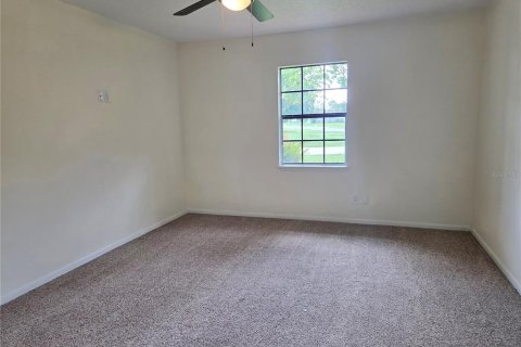 House in Palm Bay, Florida 2 bedrooms, 124.49 sq.m. № 2394413 - photo 11