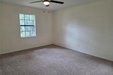 House in Palm Bay, Florida 2 bedrooms, 124.49 sq.m. № 2394413 - photo 10