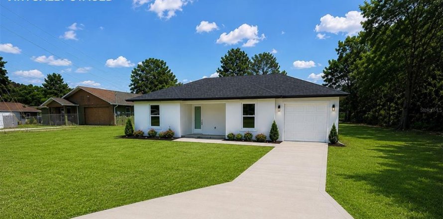 House in Ocala, Florida 3 bedrooms, 99.22 sq.m. № 2109010