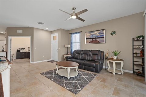 Villa ou maison à vendre à Wesley Chapel, Floride: 3 chambres, 144.65 m2 № 2313292 - photo 6