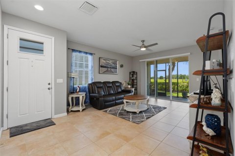 Villa ou maison à vendre à Wesley Chapel, Floride: 3 chambres, 144.65 m2 № 2313292 - photo 4