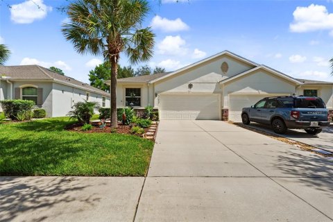 Villa ou maison à vendre à Wesley Chapel, Floride: 3 chambres, 144.65 m2 № 2313292 - photo 2