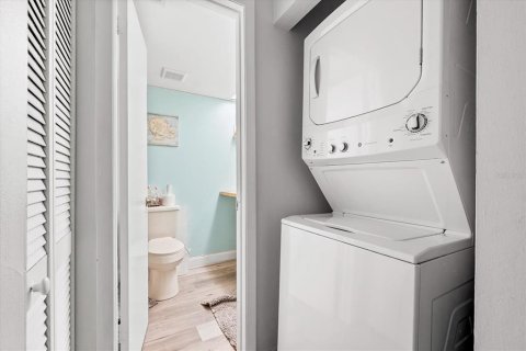Купить кондоминиум в Брейдентон, Флорида 6 комнат, 106м2, № 1733962 - фото 25