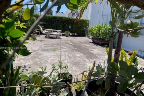 Condominio en venta en Miami Beach, Florida, 37.16 m2 № 1641655 - foto 19