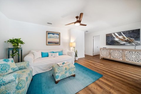 Casa en venta en Largo, Florida, 4 dormitorios, 188.41 m2 № 1877330 - foto 20