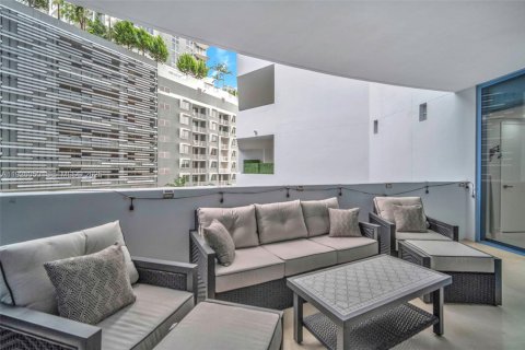 Condo in Fort Lauderdale, Florida, 1 bedroom № 1986086 - photo 14