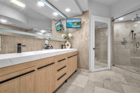 Condo in Fort Lauderdale, Florida, 1 bedroom № 1986086 - photo 23