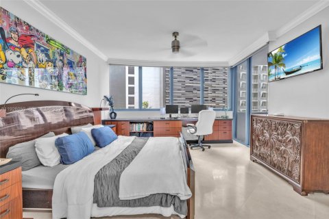 Condo in Fort Lauderdale, Florida, 1 bedroom № 1986086 - photo 18