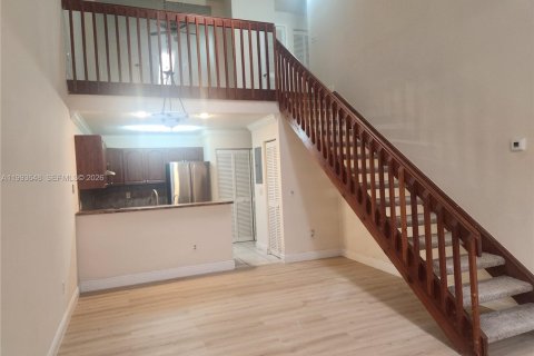 Townhouse in North Lauderdale, Florida 2 bedrooms, 110.18 sq.m. № 2055466 - photo 9