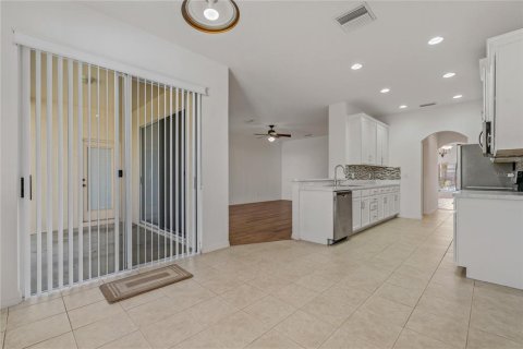 House in Riverview, Florida 5 bedrooms, 273.32 sq.m. № 1805513 - photo 11