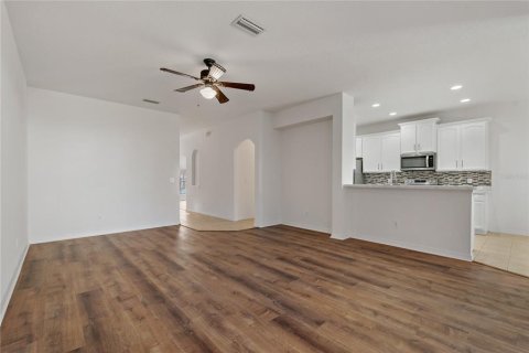 House in Riverview, Florida 5 bedrooms, 273.32 sq.m. № 1805513 - photo 12