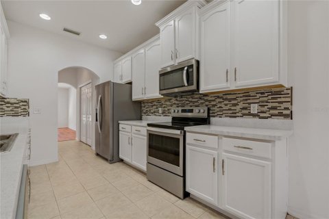 House in Riverview, Florida 5 bedrooms, 273.32 sq.m. № 1805513 - photo 8