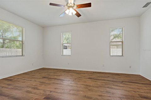 House in Riverview, Florida 5 bedrooms, 273.32 sq.m. № 1805513 - photo 14