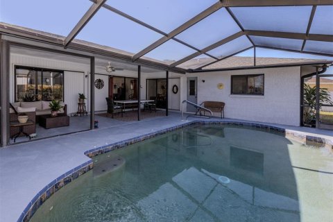 House in North Port, Florida 3 bedrooms, 164.53 sq.m. № 1734073 - photo 6