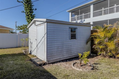 House in North Port, Florida 3 bedrooms, 164.53 sq.m. № 1734073 - photo 30