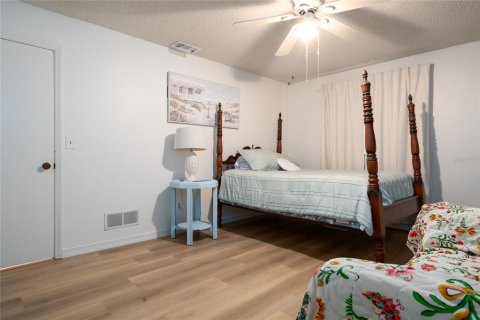 Casa en venta en Deltona, Florida, 3 dormitorios, 149.67 m2 № 1899862 - foto 17