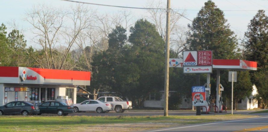Commercial property in Paxton, Florida № 558148