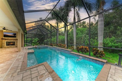 Casa en venta en Bradenton, Florida, 4 dormitorios, 306.39 m2 № 1898917 - foto 3