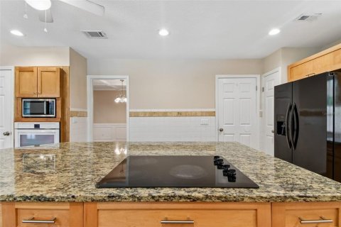 Casa en venta en Lake Mary, Florida, 4 dormitorios, 241.17 m2 № 2259534 - foto 22