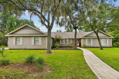 House in Lake Mary, Florida 4 bedrooms, 241.17 sq.m. № 2259534