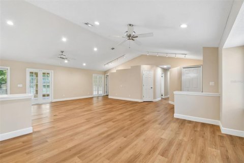 Casa en venta en Lake Mary, Florida, 4 dormitorios, 241.17 m2 № 2259534 - foto 15