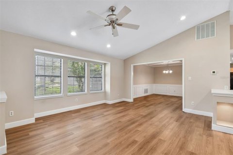 Casa en venta en Lake Mary, Florida, 4 dormitorios, 241.17 m2 № 2259534 - foto 16