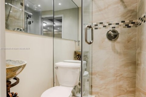 Condominio en venta en Hollywood, Florida, 1 dormitorio, 77.29 m2 № 1811158 - foto 12