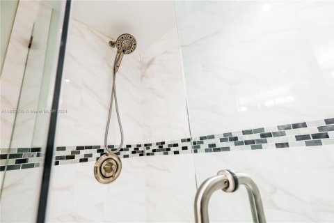 Condominio en venta en Hollywood, Florida, 1 dormitorio, 77.29 m2 № 1811158 - foto 28