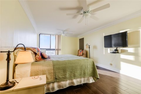Condominio en venta en Hollywood, Florida, 1 dormitorio, 77.29 m2 № 1811158 - foto 18