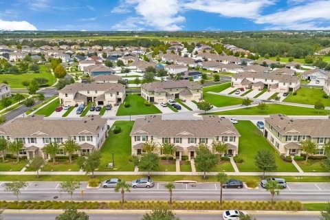 Touwnhouse à vendre à Kissimmee, Floride: 3 chambres, 150.87 m2 № 2408733 - photo 24