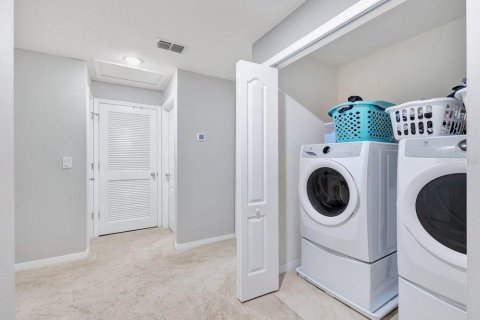 Touwnhouse à vendre à Kissimmee, Floride: 3 chambres, 150.87 m2 № 2408733 - photo 19