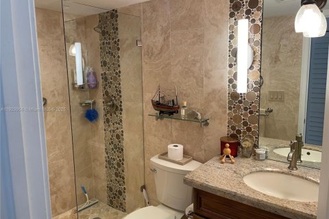 Condominio en venta en Pompano Beach, Florida, 2 dormitorios, 105.91 m2 № 1975263 - foto 25