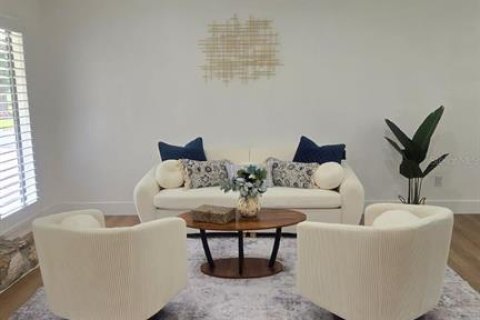Casa en venta en Gainesville, Florida, 3 dormitorios, 108.14 m2 № 1906290 - foto 4