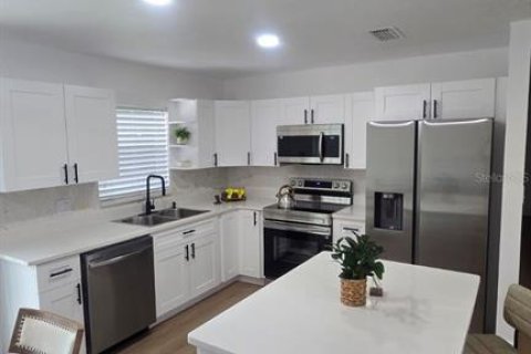 Casa en venta en Gainesville, Florida, 3 dormitorios, 108.14 m2 № 1906290 - foto 14