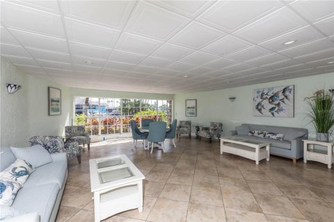 Condominio en venta en New Port Richey, Florida, 2 dormitorios, 93.74 m2 № 1800406 - foto 24