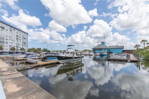 Condominio en venta en New Port Richey, Florida, 2 dormitorios, 93.74 m2 № 1800406 - foto 22