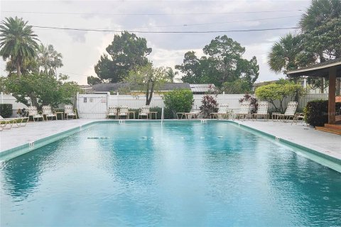 Condominio en venta en New Port Richey, Florida, 2 dormitorios, 93.74 m2 № 1800406 - foto 23