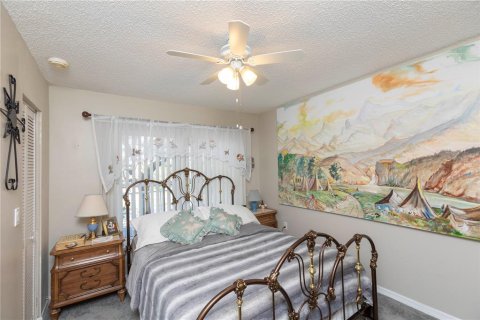 Condominio en venta en New Port Richey, Florida, 2 dormitorios, 93.74 m2 № 1800406 - foto 15