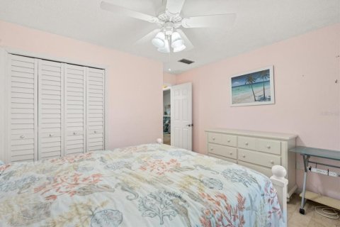Casa en venta en Bradenton, Florida, 2 dormitorios, 102.01 m2 № 1659074 - foto 24
