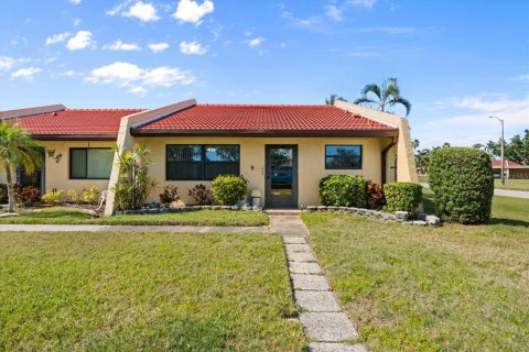 Casa en venta en Bradenton, Florida, 2 dormitorios, 102.01 m2 № 1659074 - foto 5