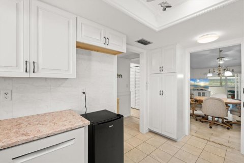 Casa en venta en Bradenton, Florida, 2 dormitorios, 102.01 m2 № 1659074 - foto 11