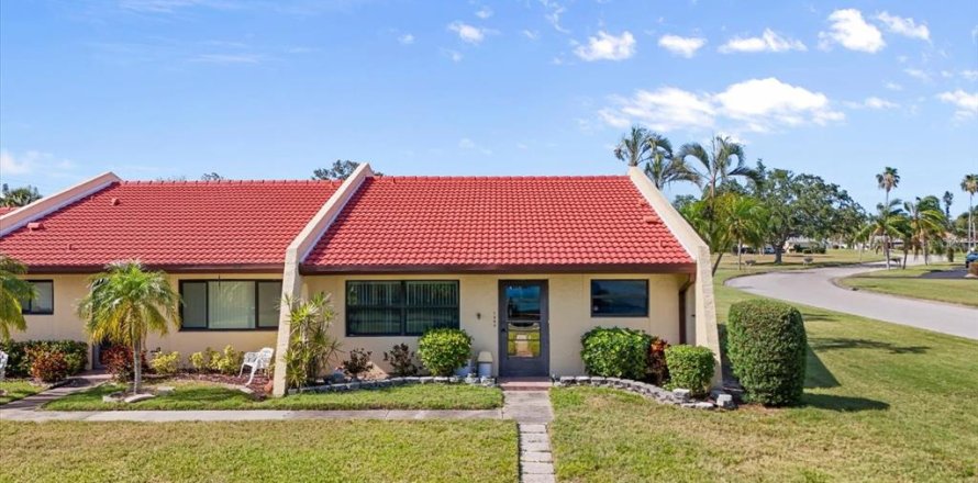 Casa en Bradenton, Florida 2 dormitorios, 102.01 m2 № 1659074