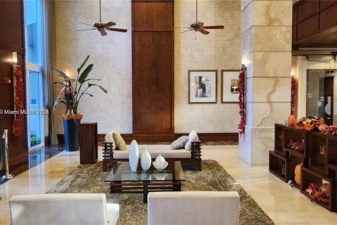 Condo in Aventura, Florida, 2 bedrooms № 1967824 - photo 24