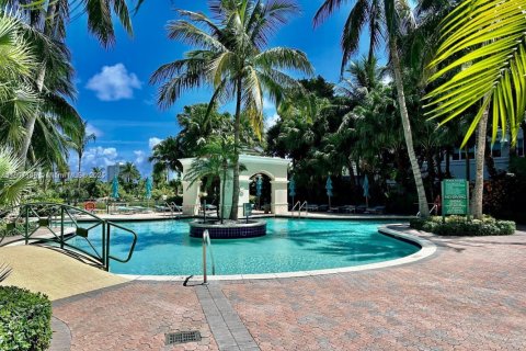 Condo in Aventura, Florida, 2 bedrooms № 1967824 - photo 18
