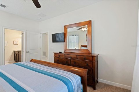 Casa en venta en Davenport, Florida, 6 dormitorios, 284.56 m2 № 1916398 - foto 4