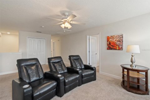 Casa en venta en Davenport, Florida, 6 dormitorios, 284.56 m2 № 1916398 - foto 29