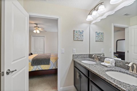 Casa en venta en Davenport, Florida, 6 dormitorios, 284.56 m2 № 1916398 - foto 25