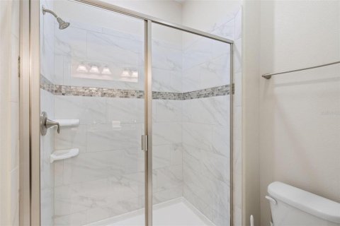 Casa en venta en Davenport, Florida, 6 dormitorios, 284.56 m2 № 1916398 - foto 6